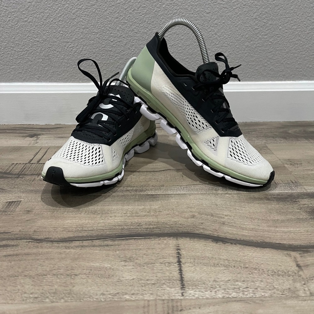 On Running Cloudboom Womens Size 8 White Black Aloe Green Helion Running Shoes